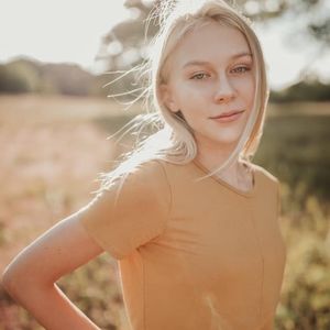 Meet your Posher, Athena